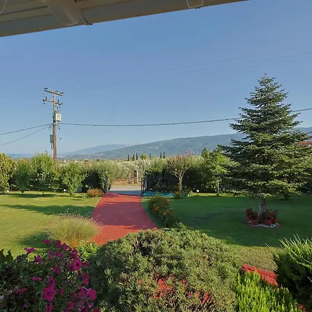 Tammy's Garden House Willa