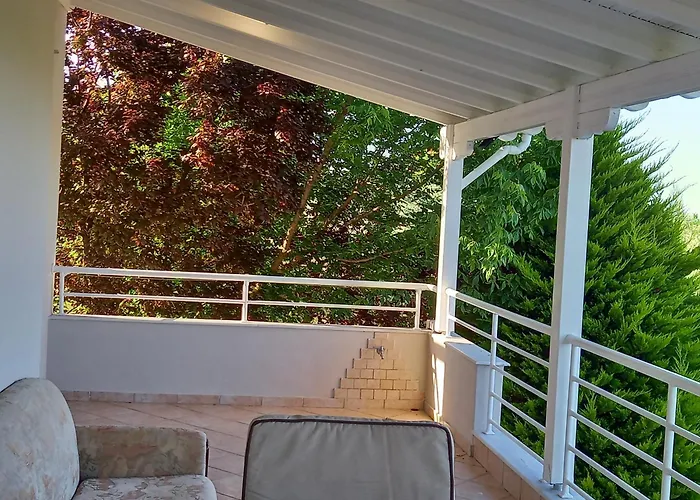 Tammy's Garden House Villa *