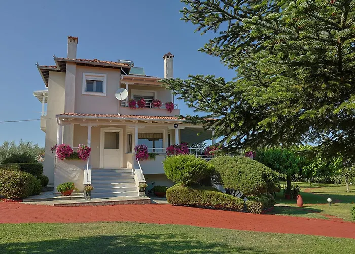 Tammy's Garden House *