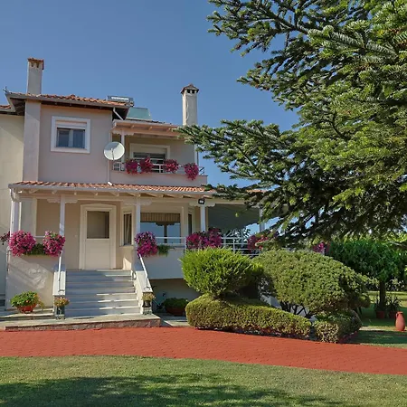Tammy's Garden House *