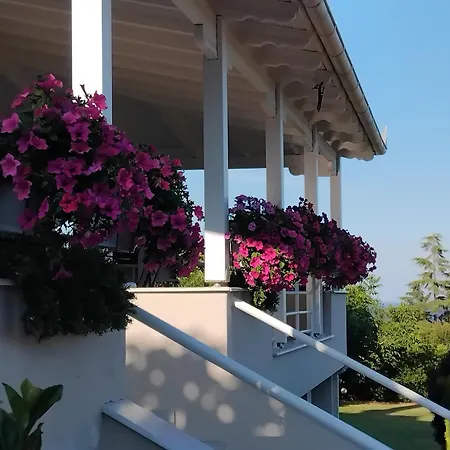 Villa Tammy's Garden House *