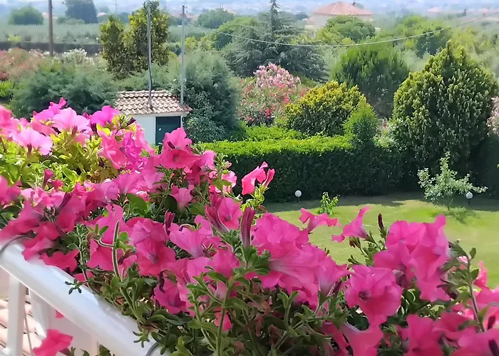 Tammy's Garden House * Λεπτοκαρυά